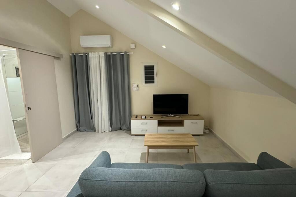 Grand Studio Charmant, Tout Equipe… Saint-Denis Kültér fotó