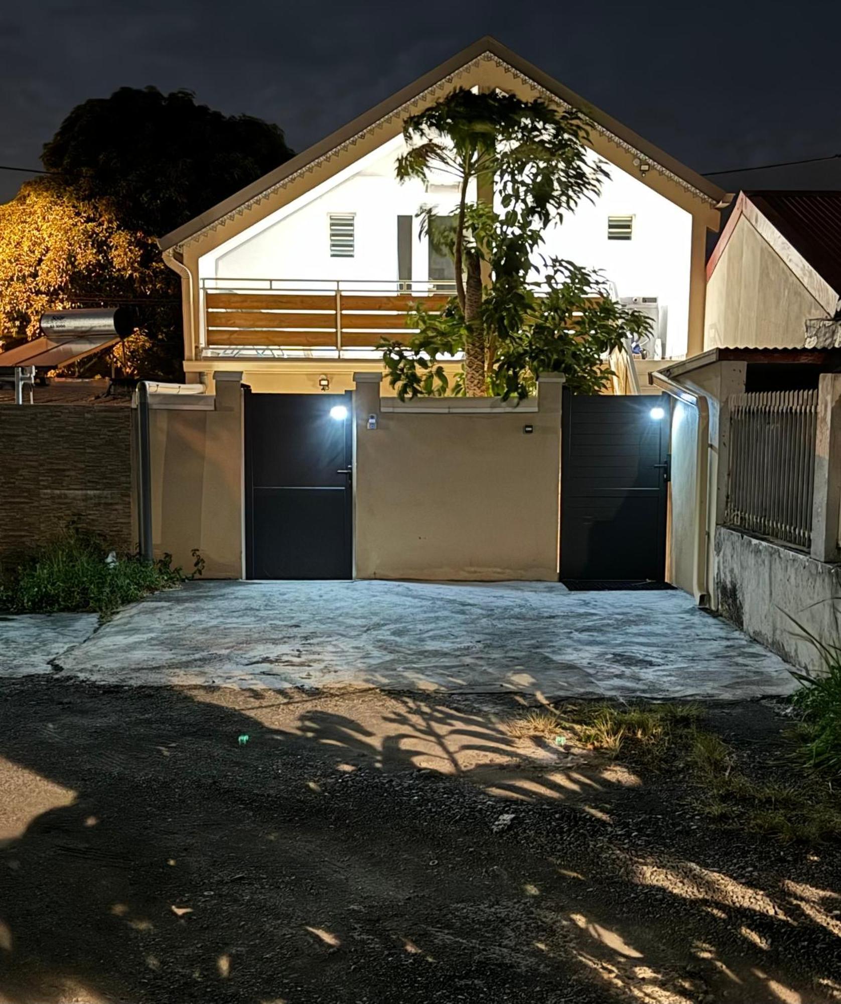 Grand Studio Charmant, Tout Equipe… Saint-Denis Kültér fotó